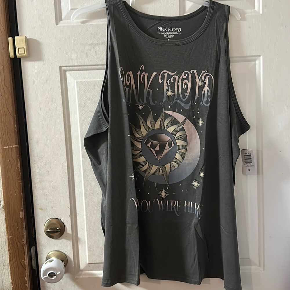 TORRID PINK FLOYD WISH YOU WERE HERE TANK: GRAY: NEW WITH TAGS: SIZE 5